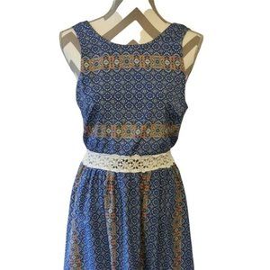 Everly sleeveless dress blue white medium
